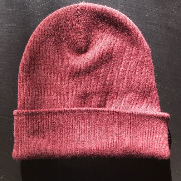 Herschel Elmer Beanie Burgundy!! - Picture 3 of 5